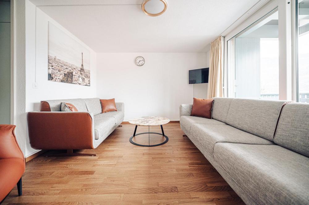 House On Lake/ Hl Appartement